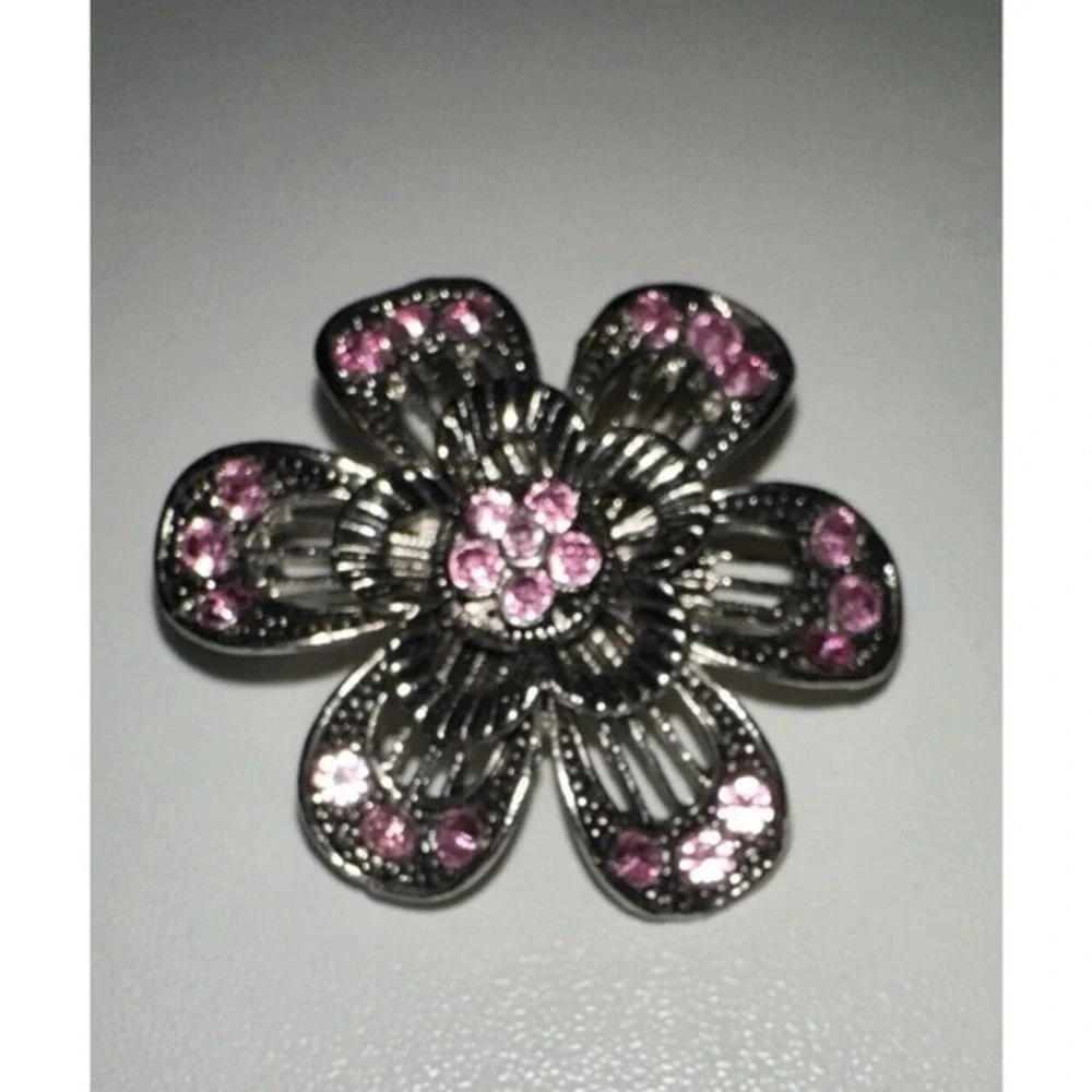 Silver Tone Pink Rhinestone Flower Brooch Floral Pin‎ Vintage Style Jewelry J-01